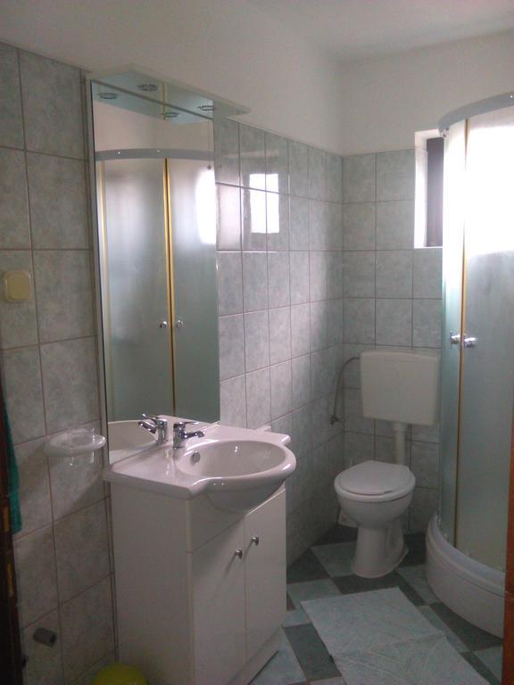 Apartment Nikolena Rovinjsko Selo Quarto foto